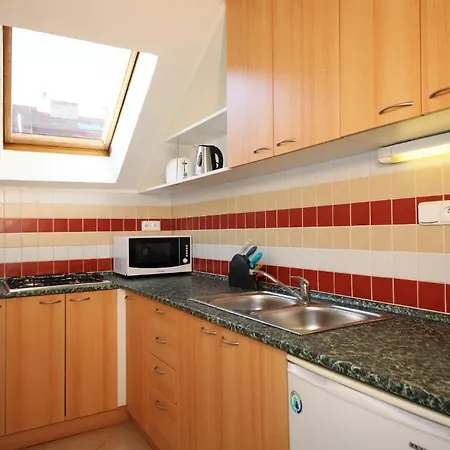 Apartament - In 01