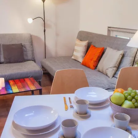 Appartement - In 01 *